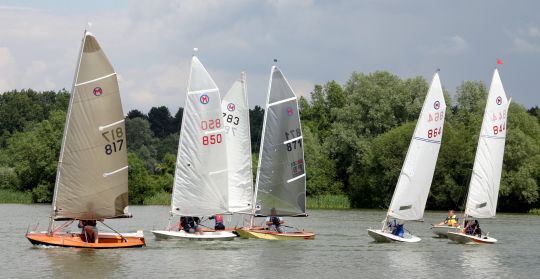 Wiltshire first to windward